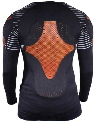 Защита спины с длинным рукавом Prosurf BACK SEAMLESS PROTECTOR  черная Защита спины с длинным рукавом Prosurf BACK SEAMLESS PROTECTOR  черная